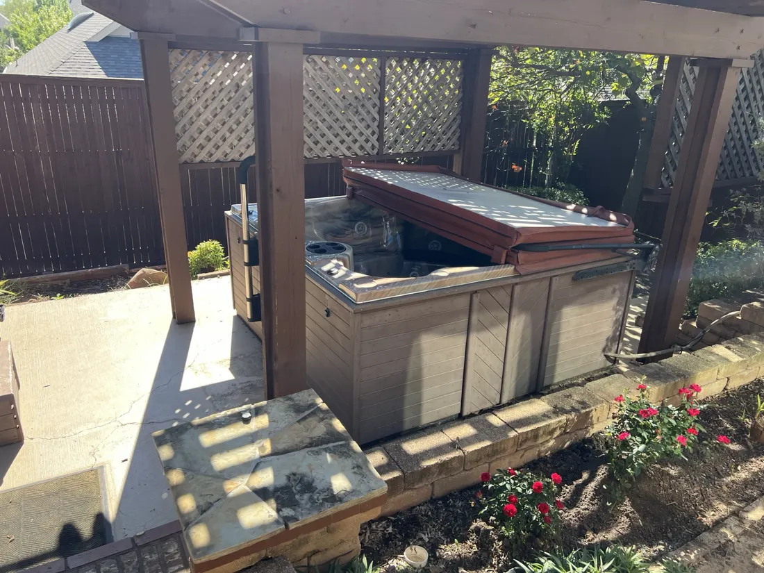 Hot Tub & Large Item Removal in Forney