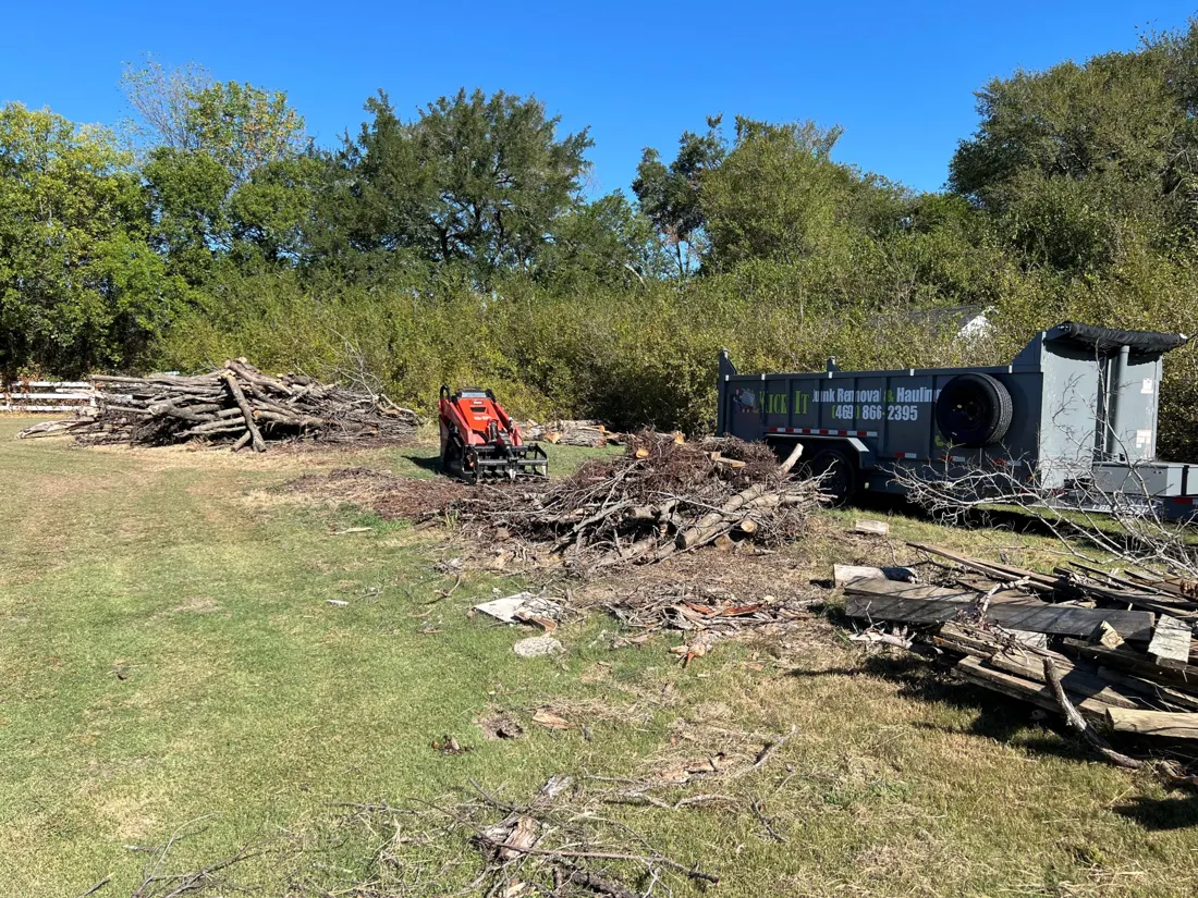 Yard & Outdoor Debris Removal in Forney